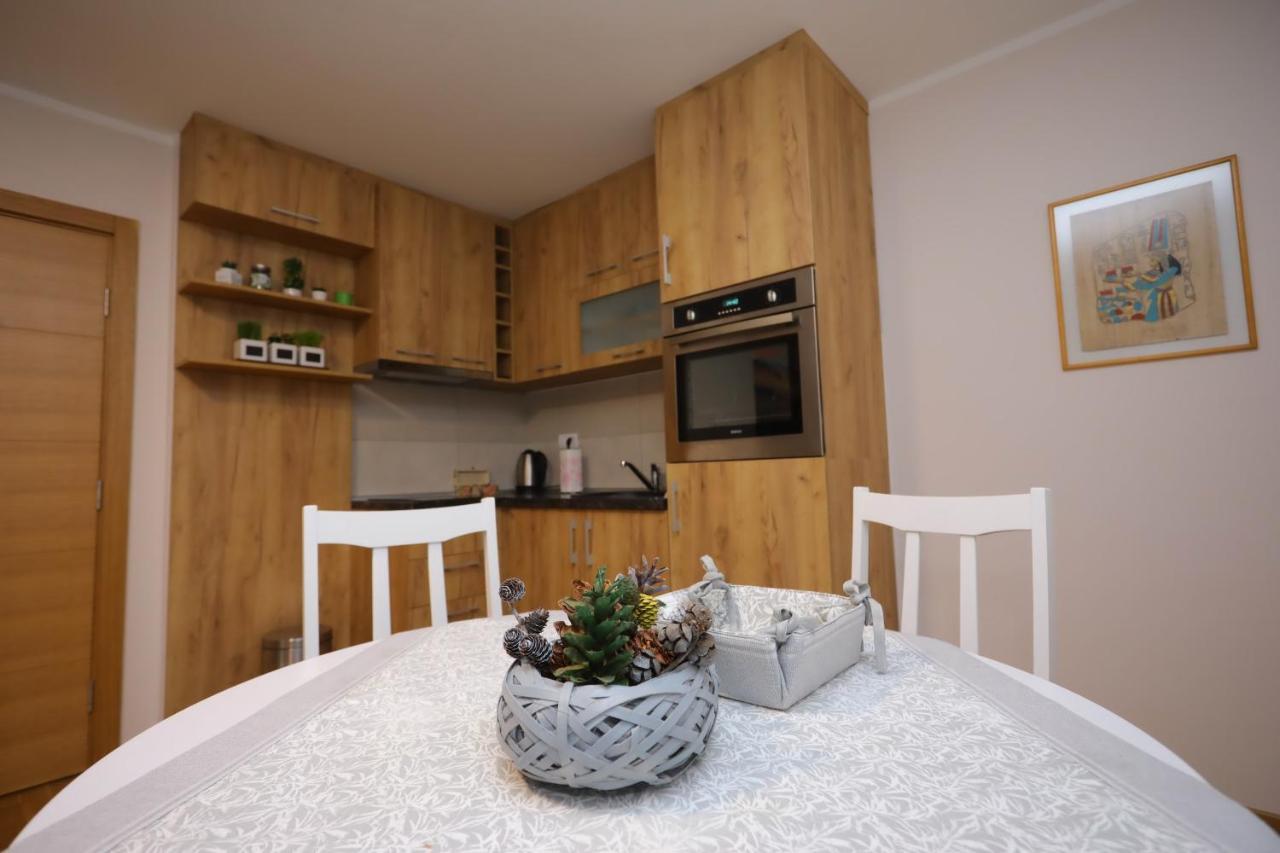 Mipet Apartmani 즐라티보 외부 사진