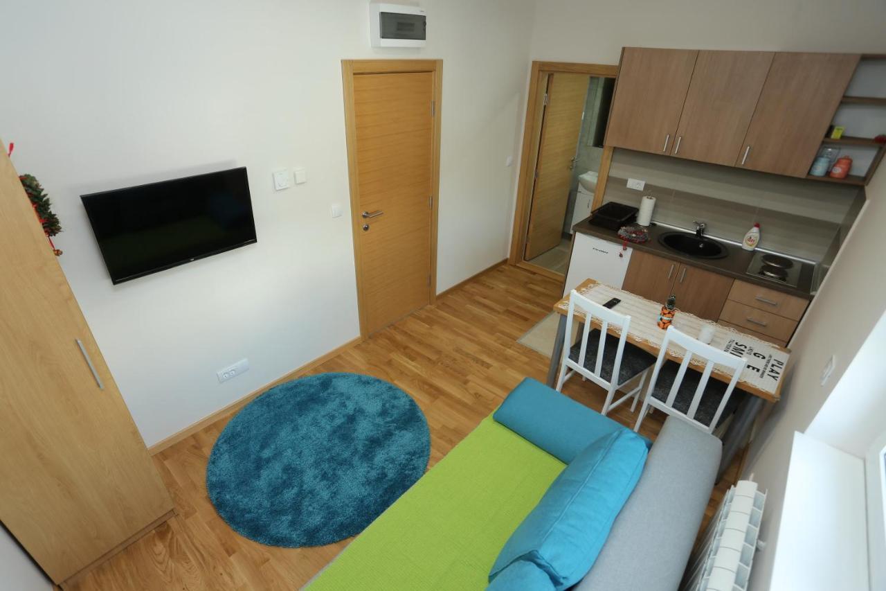 Mipet Apartmani 즐라티보 외부 사진