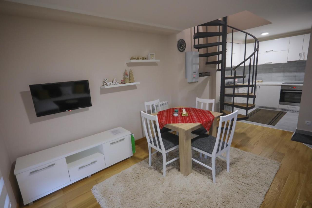 Mipet Apartmani 즐라티보 외부 사진