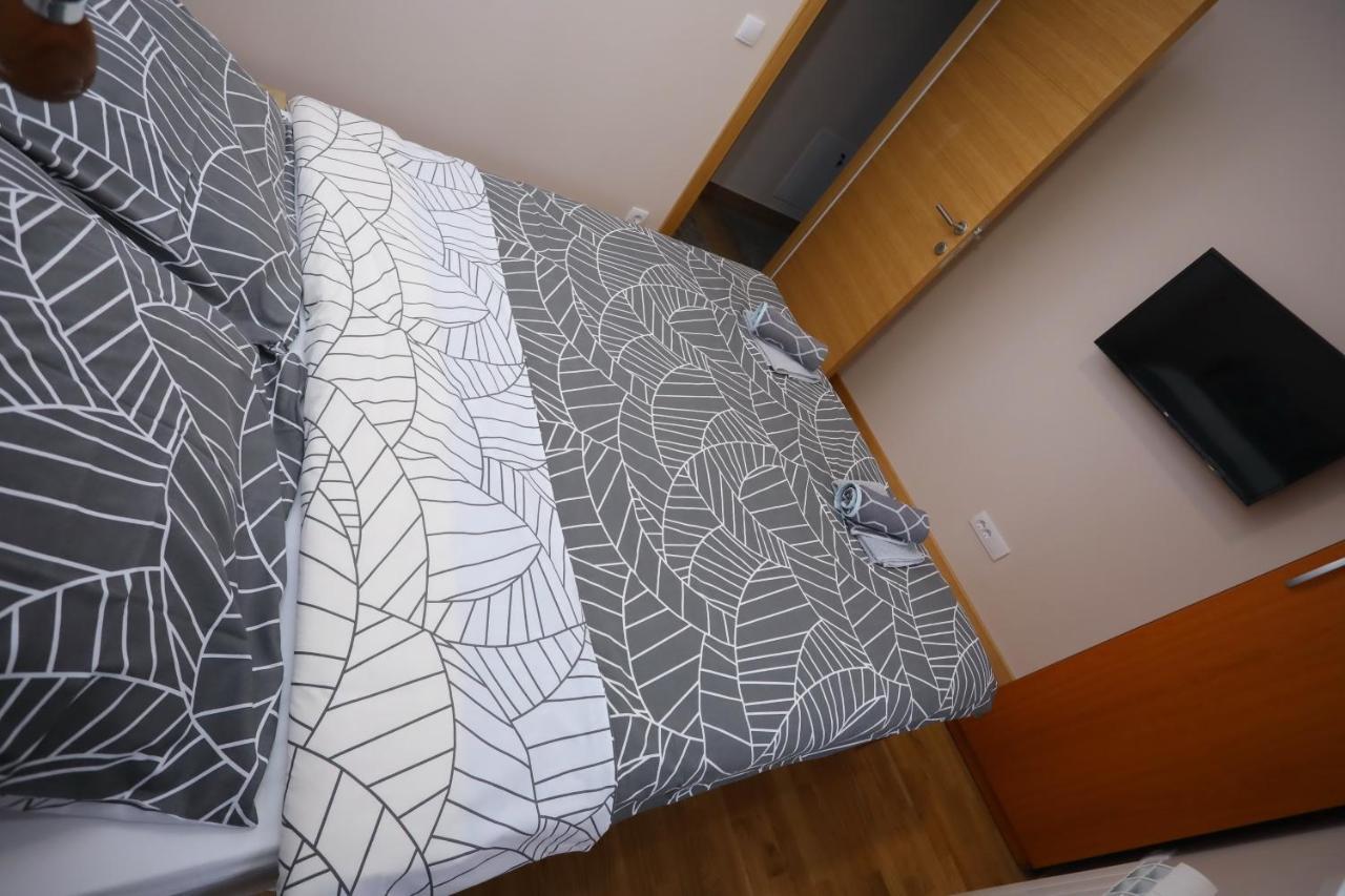 Mipet Apartmani 즐라티보 외부 사진