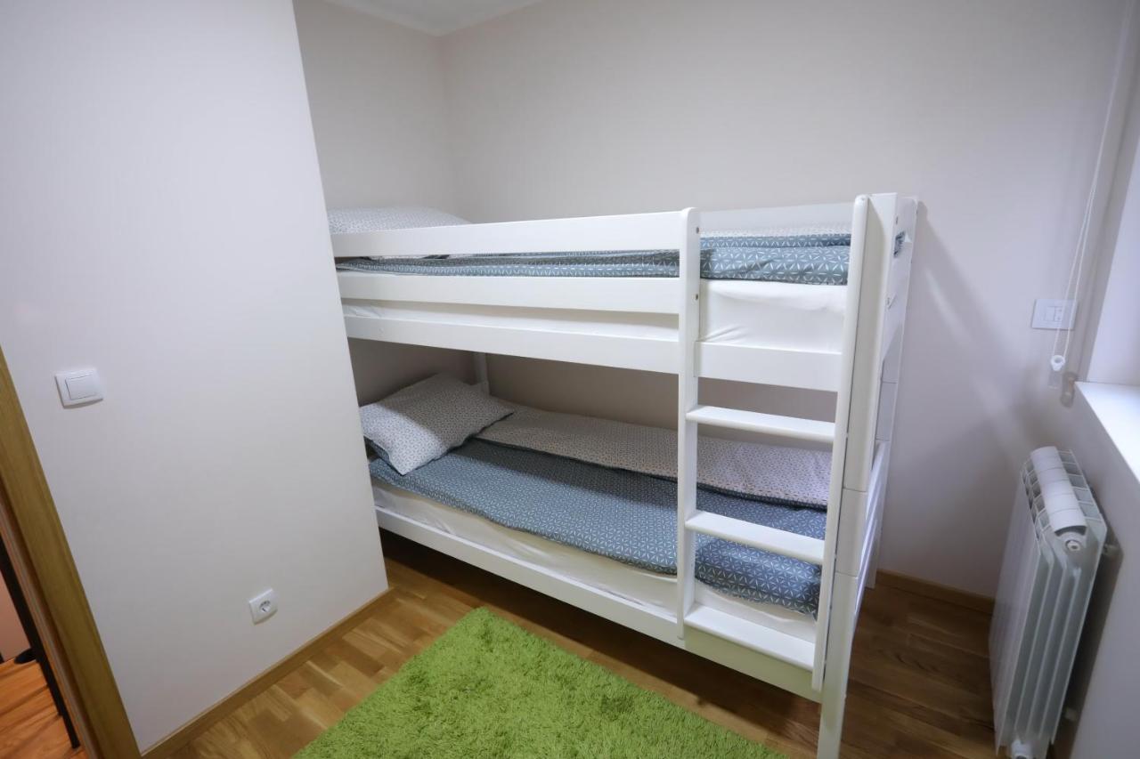 Mipet Apartmani 즐라티보 외부 사진