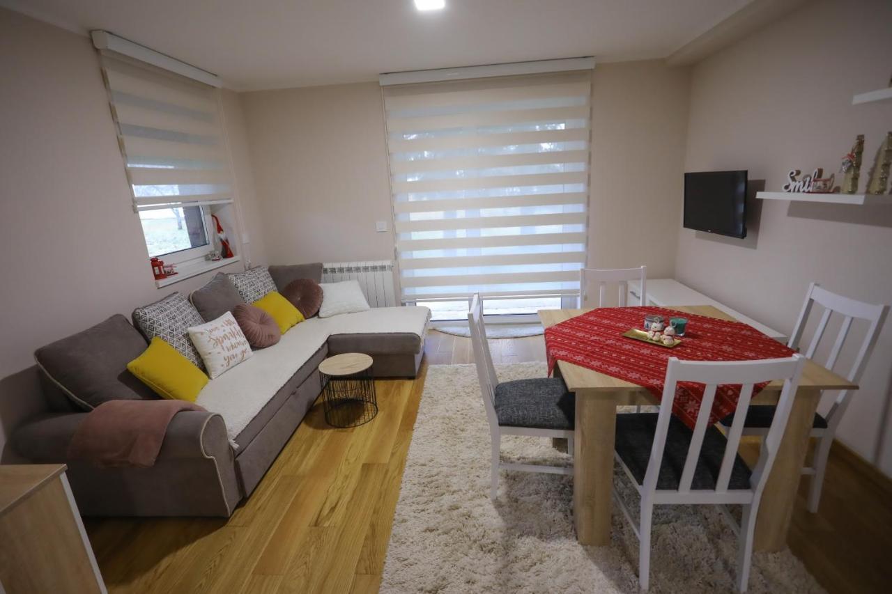 Mipet Apartmani 즐라티보 외부 사진
