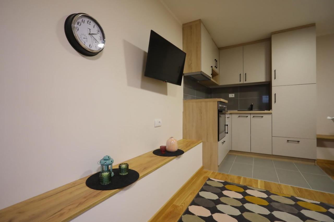 Mipet Apartmani 즐라티보 외부 사진